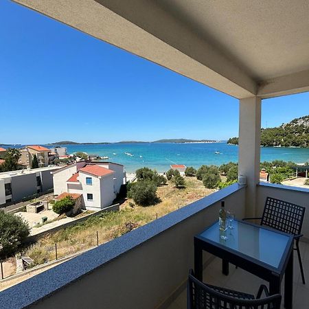 Sea View Apartments 扎博里克 外观 照片