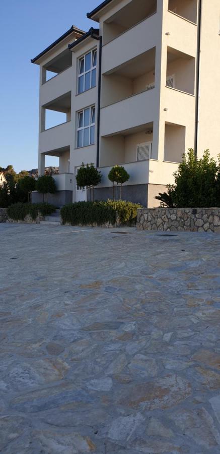 Sea View Apartments 扎博里克 外观 照片