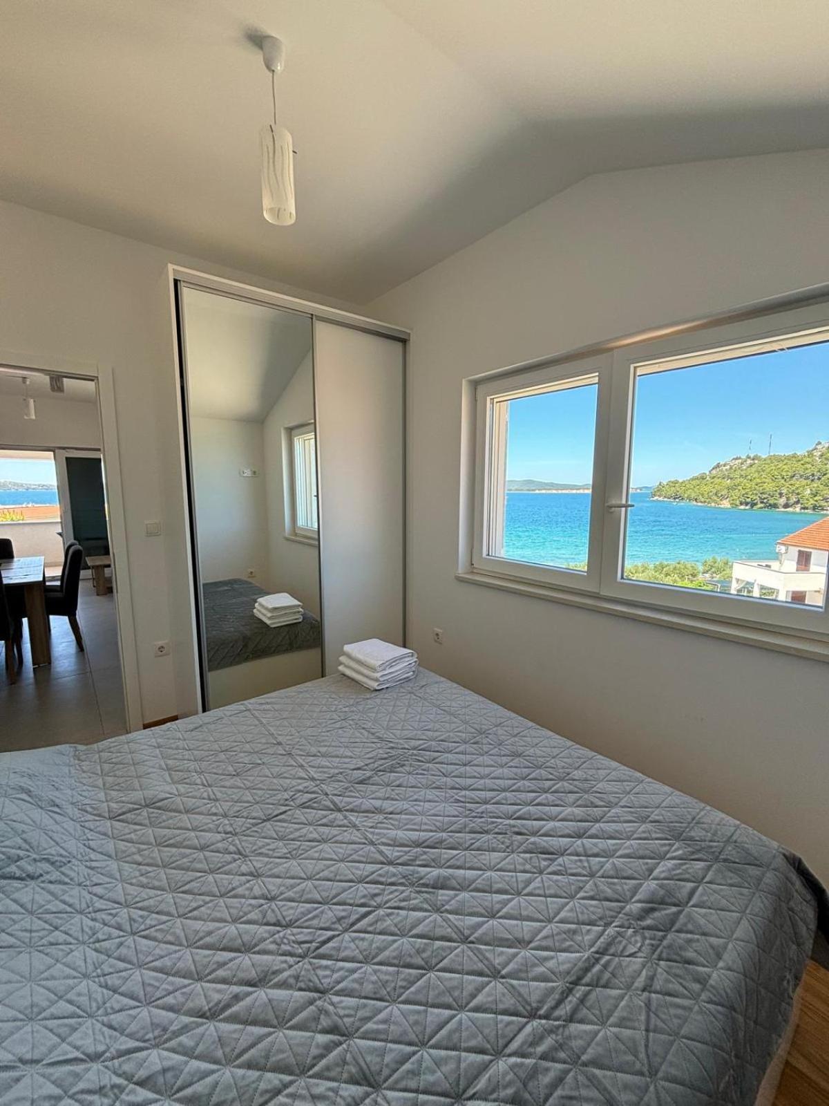 Sea View Apartments 扎博里克 外观 照片